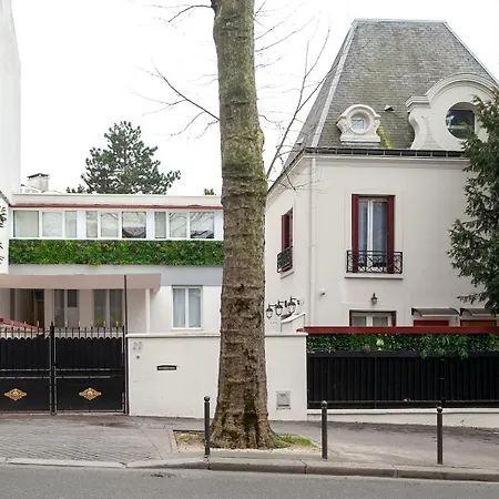 Nets - Buttes Chaumont Apartment *